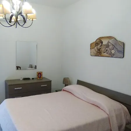 Arte Mare E Cultura Nyaraló Pettineo